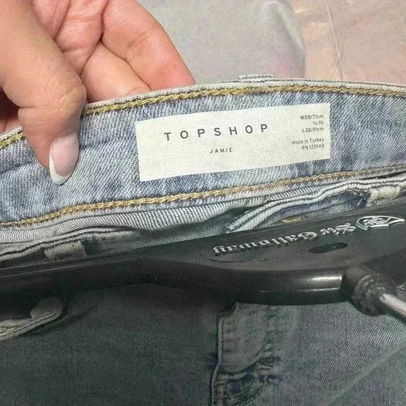 Topshop Jamie Bleach Wash  Jeans - Picture 4 of 7